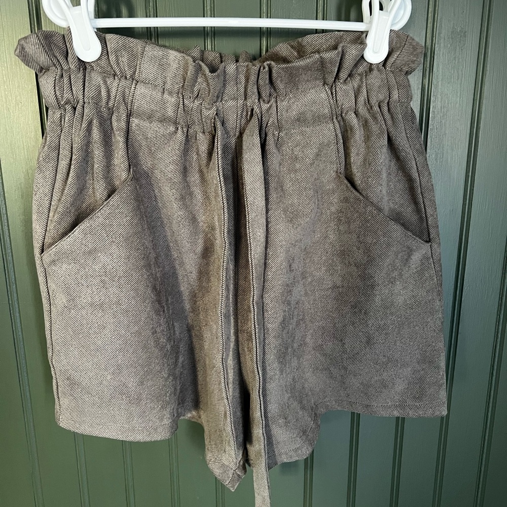 Gray/brown Women's Shorts